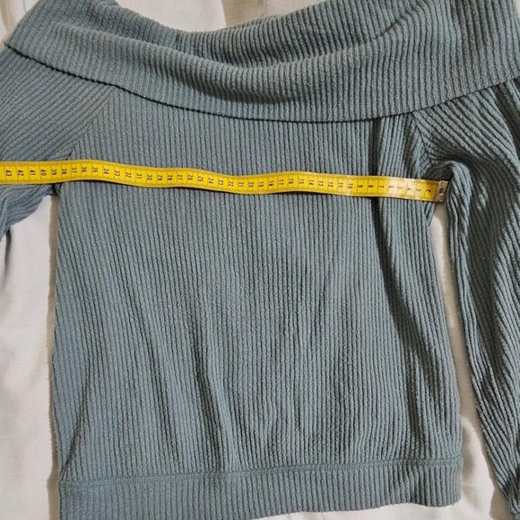 Abercrombie & Fitch Teal Off Shoulder Top - Picture 5 of 9